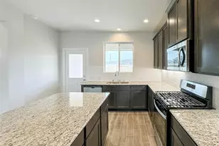 10502 Mount Tallac Ct, Rosharon, TX 77583 - Photo 9