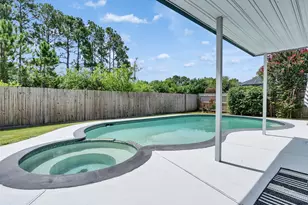 2605 S Mission Cir, Friendswood, TX 77546 - Photo 19