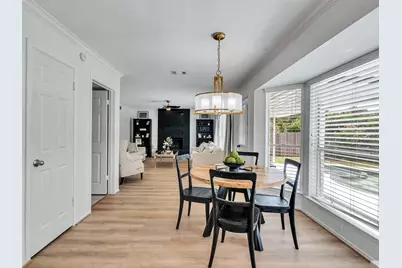 2605 S Mission Circle, Friendswood, TX 77546 - Photo 11