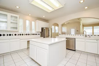 5718 Sapphire Bay Court, Sugar Land, TX 77479 - Photo 23