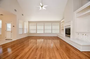 5718 Sapphire Bay Ct, Sugar Land, TX 77479 - Photo 19