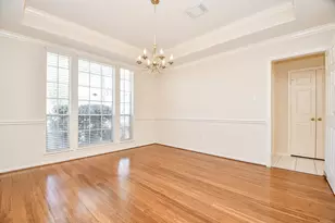 5718 Sapphire Bay Ct, Sugar Land, TX 77479 - Photo 9