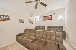 8510 Brinklow Point Dr, Cypress, TX 77433 - Photo 29