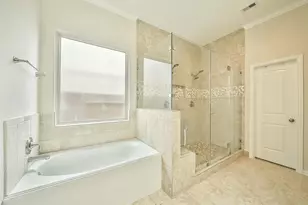 8510 Brinklow Point Dr, Cypress, TX 77433 - Photo 21