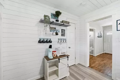 3101 Kleinmann Avenue, Galveston, TX 77551 - Photo 13