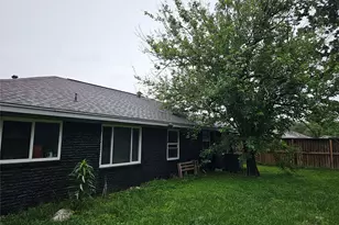 9210 Homewood Ln, Houston, TX 77078 - Photo 9