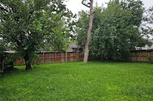 9210 Homewood Ln, Houston, TX 77078 - Photo 11