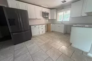 701 Sherrill St, Orange, TX 77630 - Photo 7