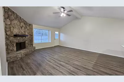 10303 Old Towne Lane, Sugar Land, TX 77498 - Photo 5