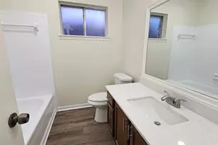 10303 Old Towne Ln, Sugar Land, TX 77498 - Photo 13