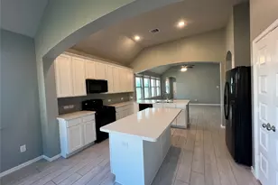 1131 Bluebonnet Trl, Bellville, TX 77418 - Photo 5
