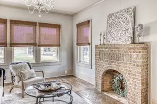 404 W Main St, Bellville, TX 77418 - Photo 3