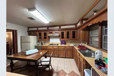 8124 Glenbrook Drive, Houston, TX 77017 - Photo 3