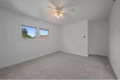 4702 Bayou Vista Drive, Houston, TX 77091 - Photo 13