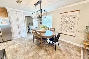 301 Friends Knoll Ln, Friendswood, TX 77546 - Photo 5
