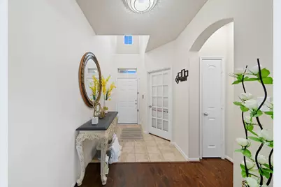 10518 Sun River Falls Drive, Humble, TX 77396 - Photo 5