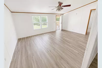 120 Acorn, Livingston, TX 77351 - Photo 5