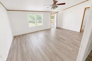 120 Acorn, Livingston, TX 77351 - Photo 5
