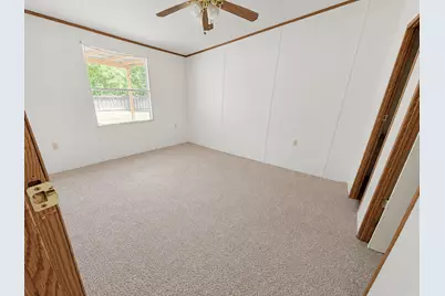 120 Acorn, Livingston, TX 77351 - Photo 11