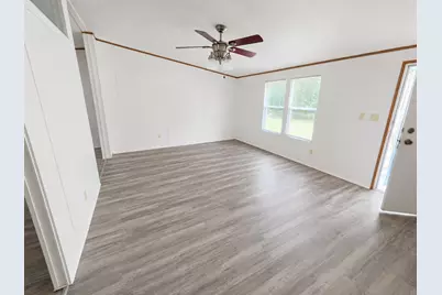 120 Acorn, Livingston, TX 77351 - Photo 5