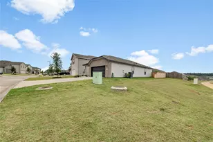 15049 Ronan Dr, Conroe, TX 77316 - Photo 17