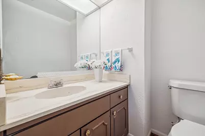 5815 Lynbrook Drive #103, Houston, TX 77057 - Photo 9