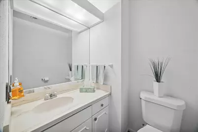 5815 Lynbrook Drive #103, Houston, TX 77057 - Photo 11