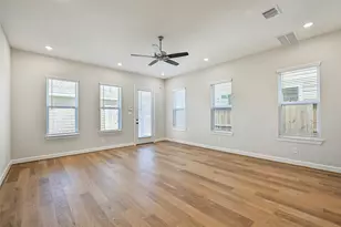 2519 S Houston Ave, Pearland, TX 77581 - Photo 17