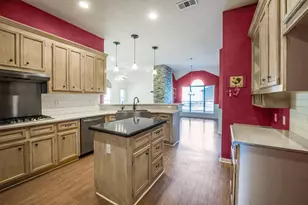 2434 Pebblebrook Cir, Conroe, TX 77384 - Photo 21