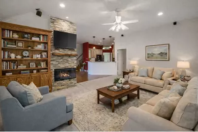 2434 Pebblebrook Circle, Conroe, TX 77384 - Photo 11