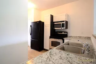 8253 Sands Point Dr, Houston, TX 77036 - Photo 7