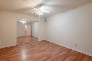 138 Summer Pl, Huntsville, TX 77340 - Photo 17