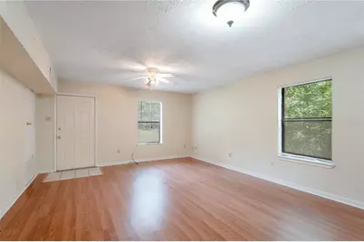 138 Summer Place #C, Huntsville, TX 77340 - Photo 5