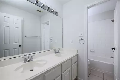 107 N Sunny Slope Circle, The Woodlands, TX 77381 - Photo 23