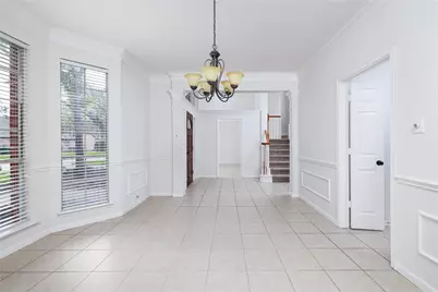 107 N Sunny Slope Circle, The Woodlands, TX 77381 - Photo 5