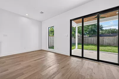 4802 Hummingbird Street, Houston, TX 77035 - Photo 17