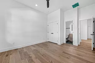 4802 Hummingbird St, Houston, TX 77035 - Photo 27