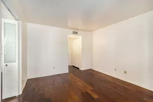 3045 Walnut Bend Ln, Houston, TX 77042 - Photo 13