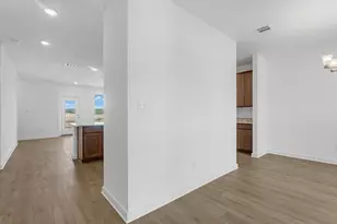 10602 Burgundy Berry Wy, Bryan, TX 77845 - Photo 5
