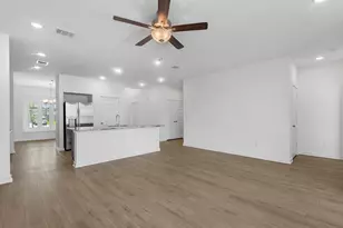 10602 Burgundy Berry Wy, Bryan, TX 77845 - Photo 9