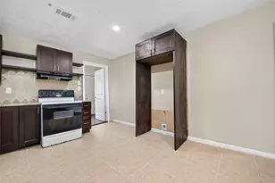 3421 Columbia St, Houston, TX 77018 - Photo 15
