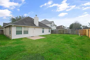 2610 Easton Springs Ct, Pearland, TX 77584 - Photo 21