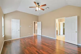 2610 Easton Springs Ct, Pearland, TX 77584 - Photo 13