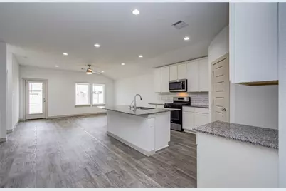 10602 Great Basin Drive, Rosharon, TX 77583 - Photo 13