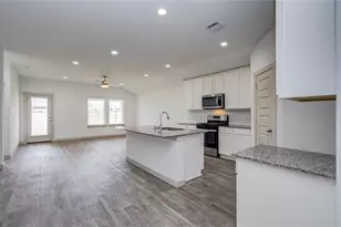 10602 Great Basin Dr, Rosharon, TX 77583 - Photo 13