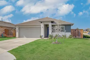 10602 Great Basin Dr, Rosharon, TX 77583 - Photo 3