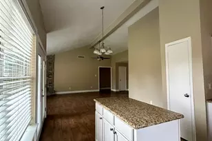 1111 E Brompton Dr, Pearland, TX 77584 - Photo 9