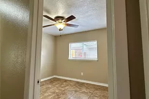 1111 E Brompton Dr, Pearland, TX 77584 - Photo 21