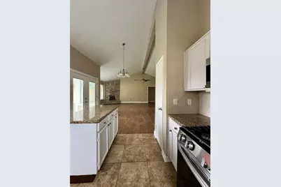 1111 E Brompton Drive, Pearland, TX 77584 - Photo 11