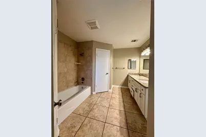 1111 E Brompton Drive, Pearland, TX 77584 - Photo 33